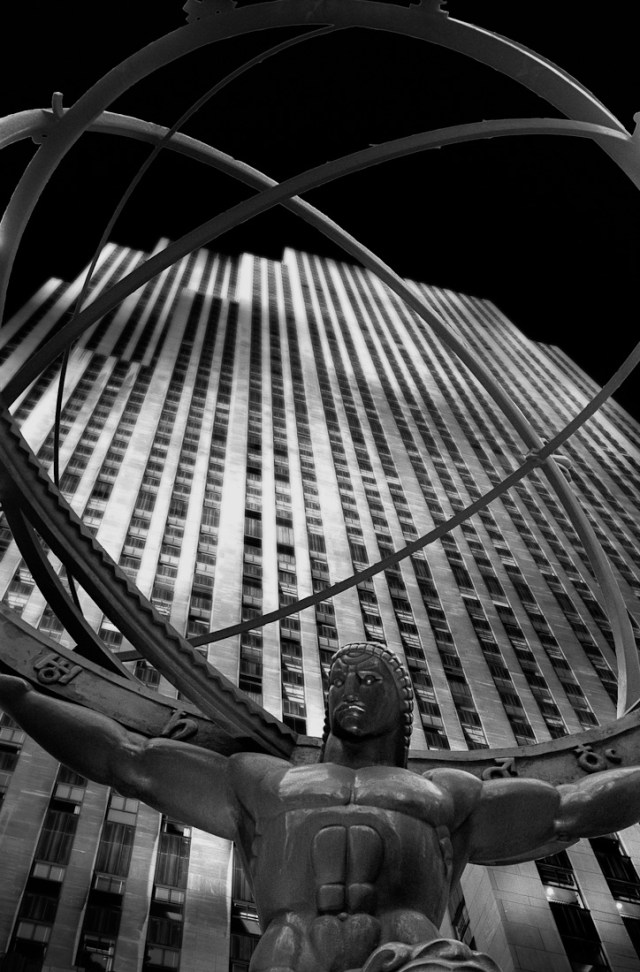 rockefeller-center-night